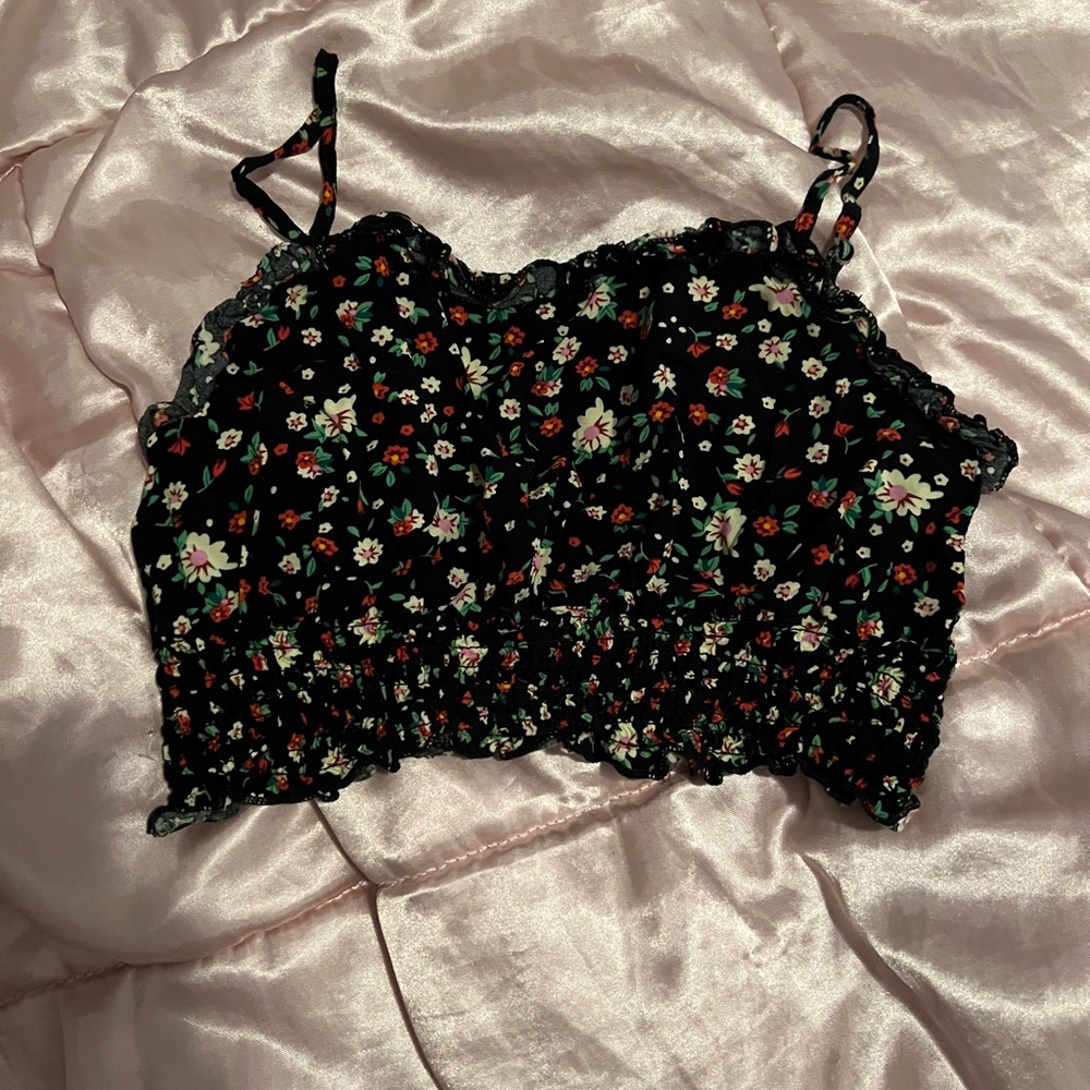 Floral Black Crop Top an skirt
